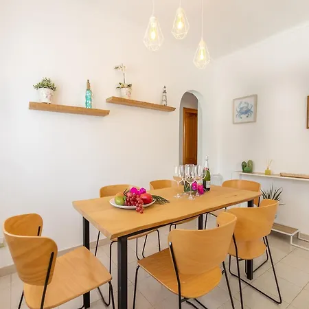 For 6 Guests Near
