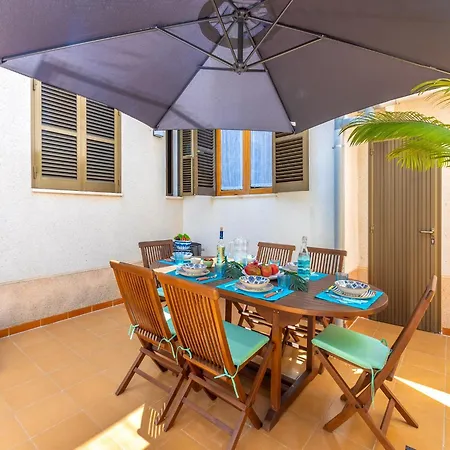 Casa de Férias For 6 Guests Near *