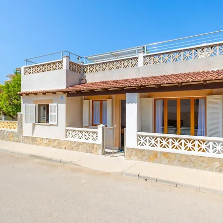 For 6 Guests Near Hébergement de vacances *